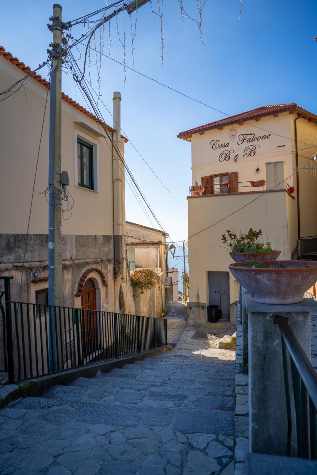 Minuta Skyline Apartman Pontone Kültér fotó
